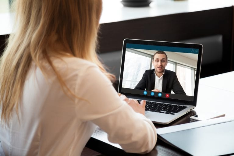 8 Expert Tips for Virtual Meetings & Interviews